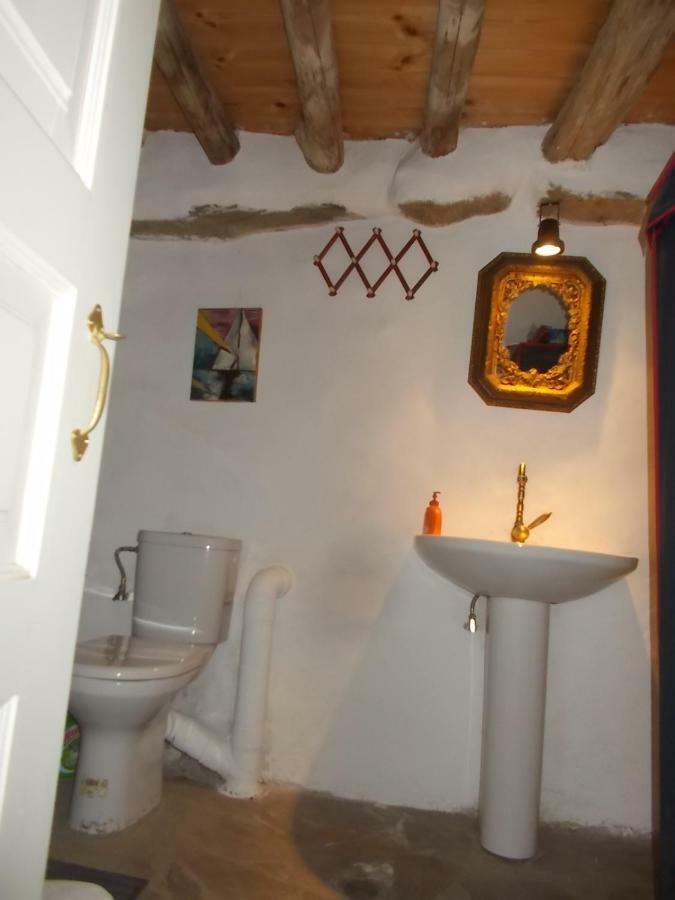 Cyclades Olive Museum'S Guest House Pitrofos Dış mekan fotoğraf